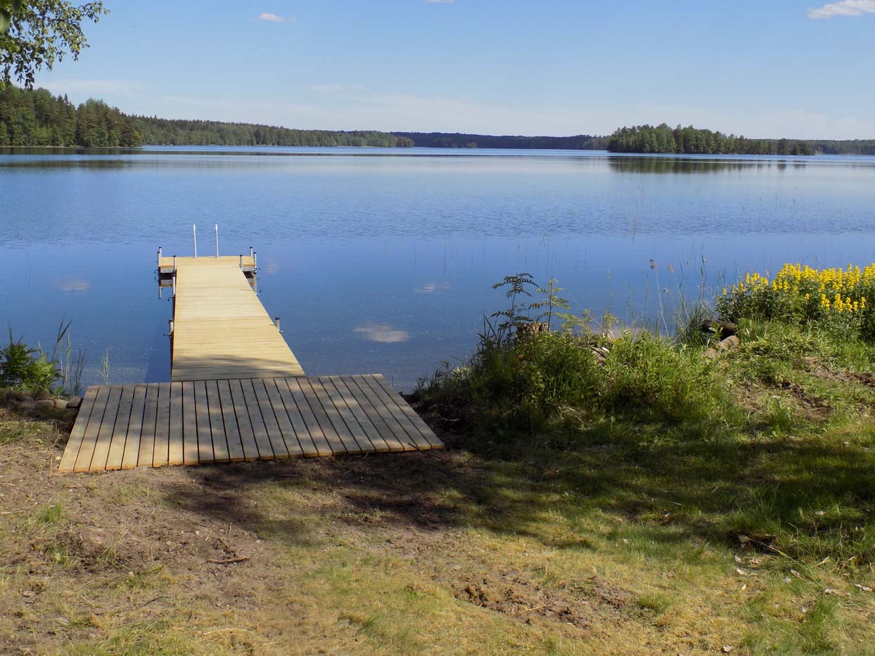 Nopeasti valmistuva laituri